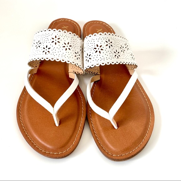 XOXO Shoes - XOXO White Laser Cut Sandals—SZ. 10